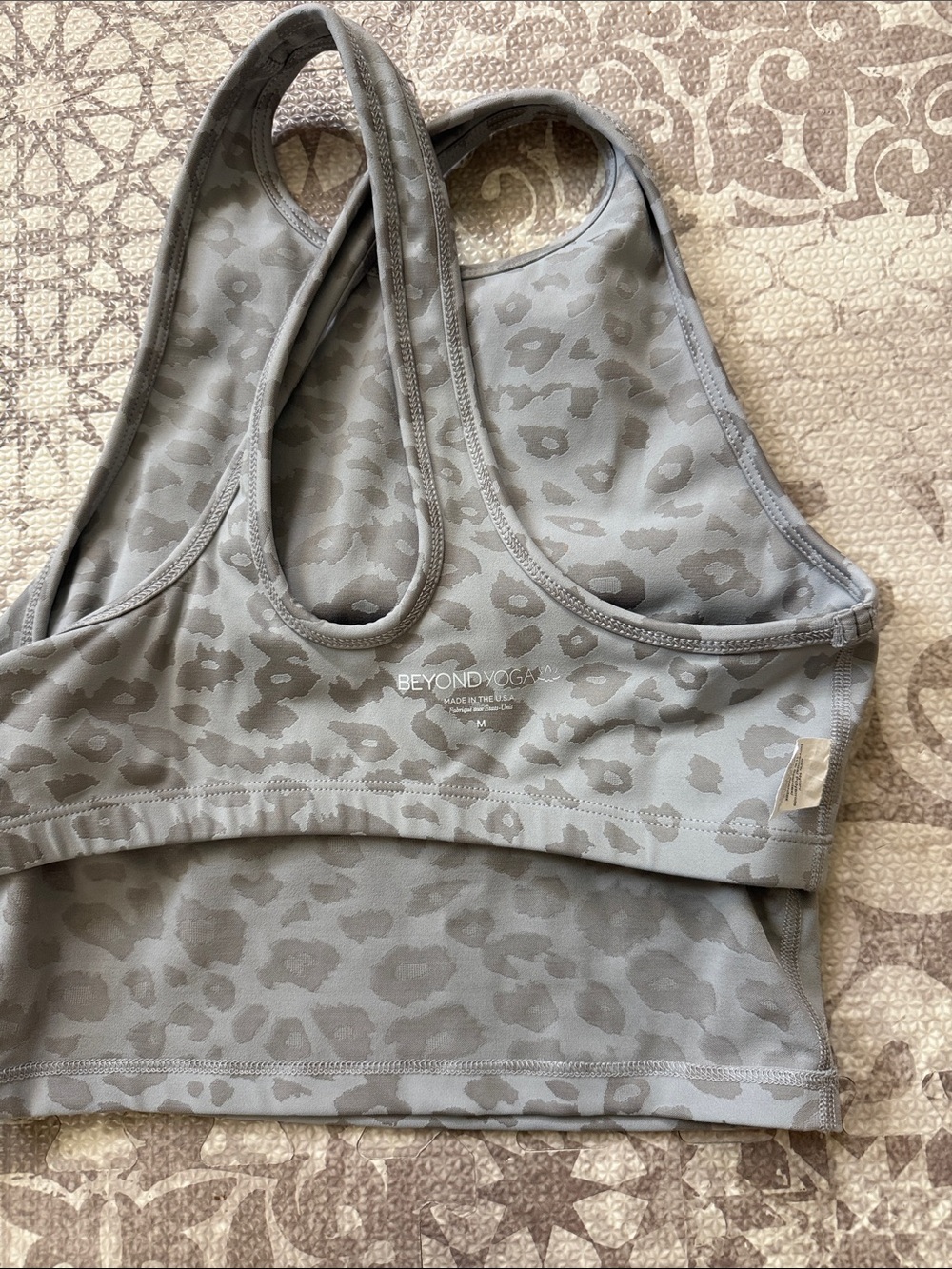 Beyond Yoga Leopard Studio Cropped Yoga Tank Top and High Waisted Legging Set - Picture 9 of 12